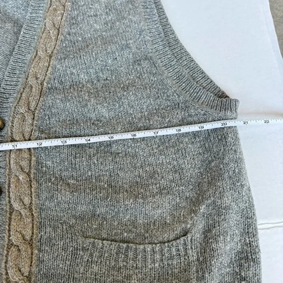 Generra Gray Cable Knit 2 tone Sweater Vest versatile classic staple - Picture 7 of 12